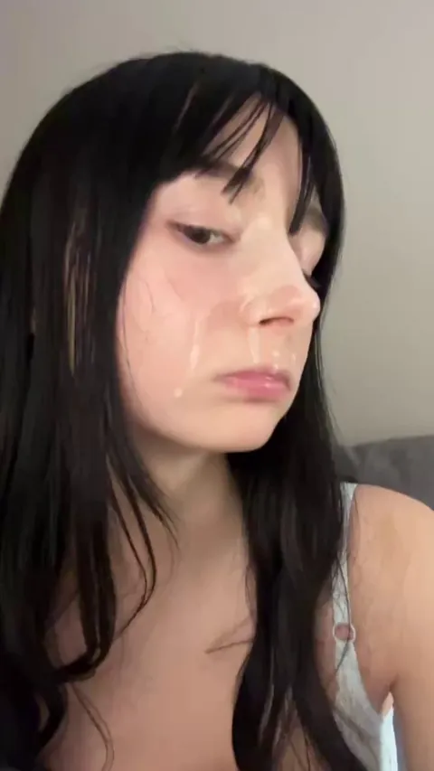 I'm waiting for cum on my face
