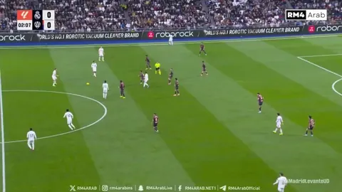 Real Madrid fans loudly booing every touch made by their own players instead of the opposition in the Santiago Bernabeu stadium.