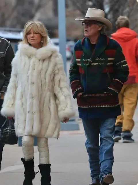 Goldie Hawn and Kurt Russell in 1983 &amp; 2026, after more than 40 years together ❤️