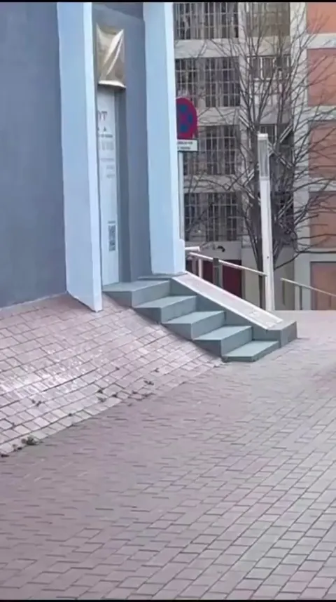 A new player has joined the session