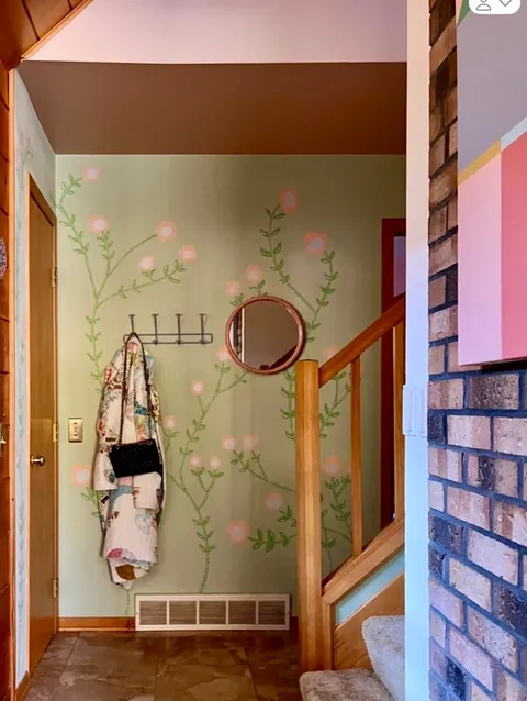 A round up of all the ways I have used hand painted florals in my home.