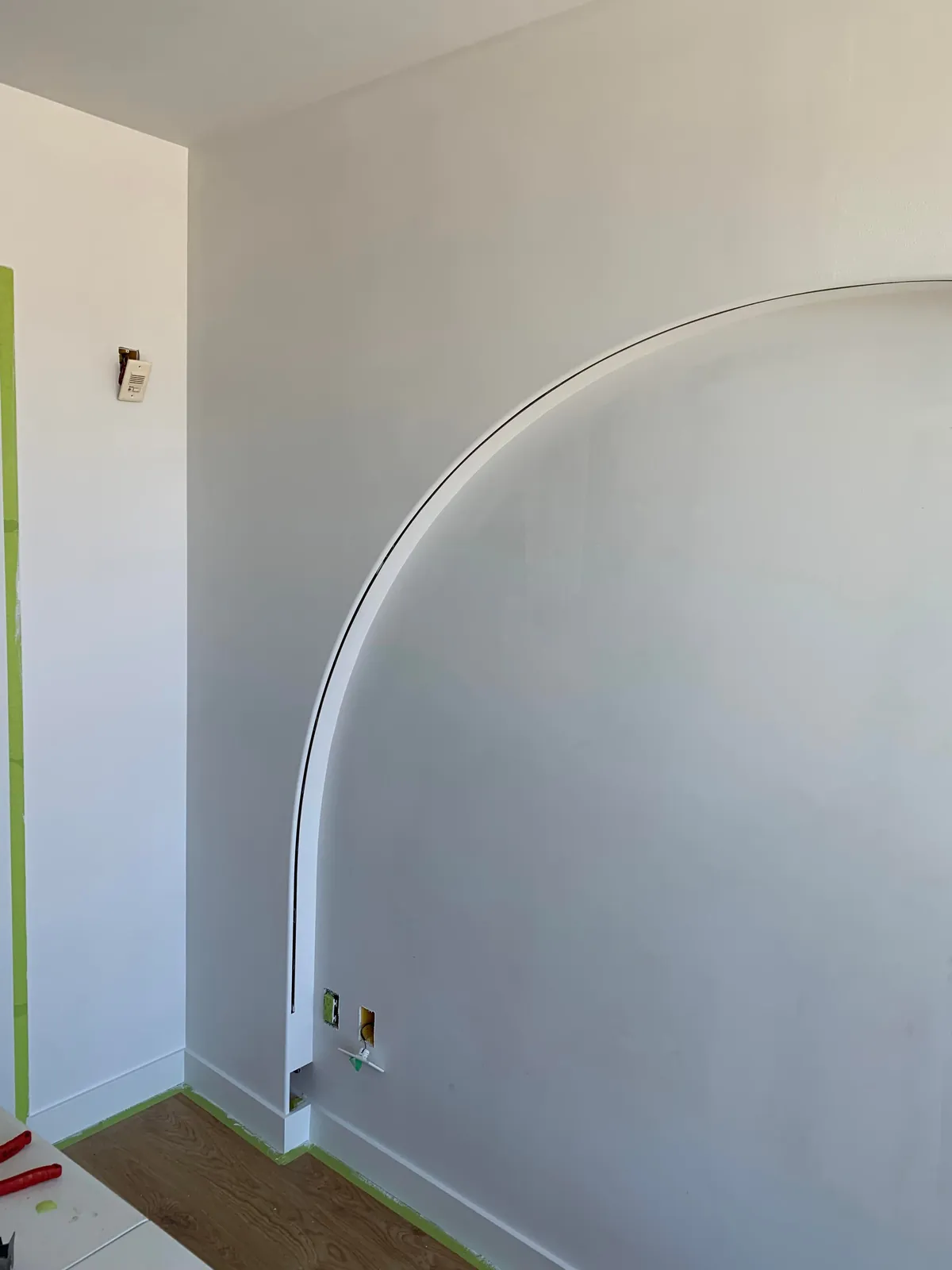 Bedroom Arch w. LED Lighting