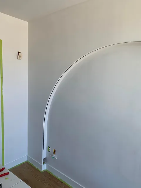 Bedroom Arch w. LED Lighting