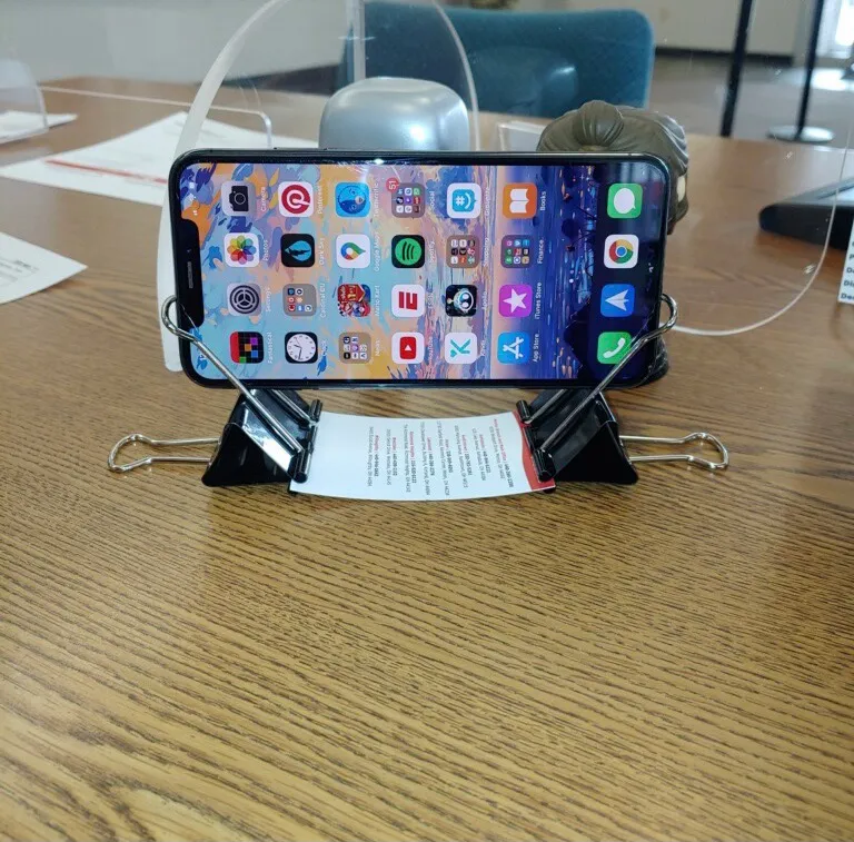 I’m no MacGyver but I do what needs to be done 😉