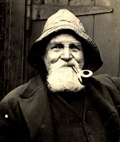 A fisherman from the 1920s