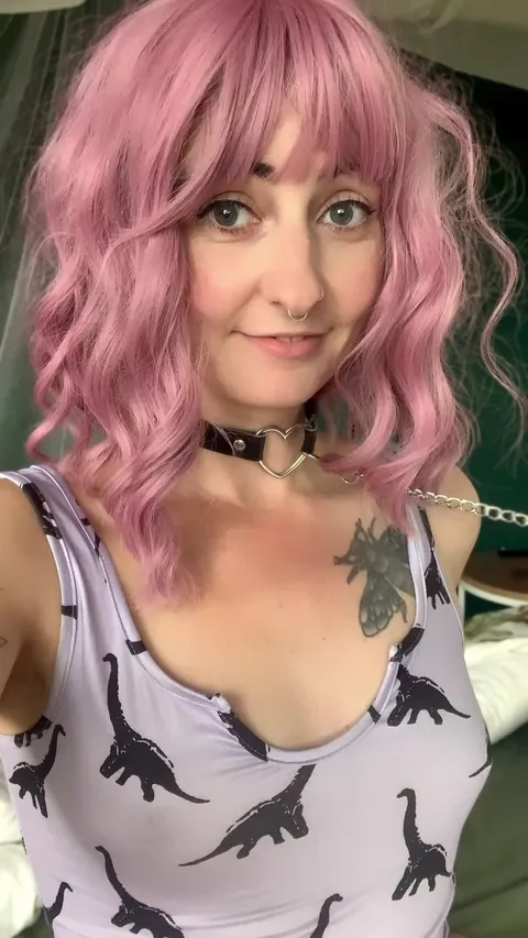 Kinky goth nerd, at your service