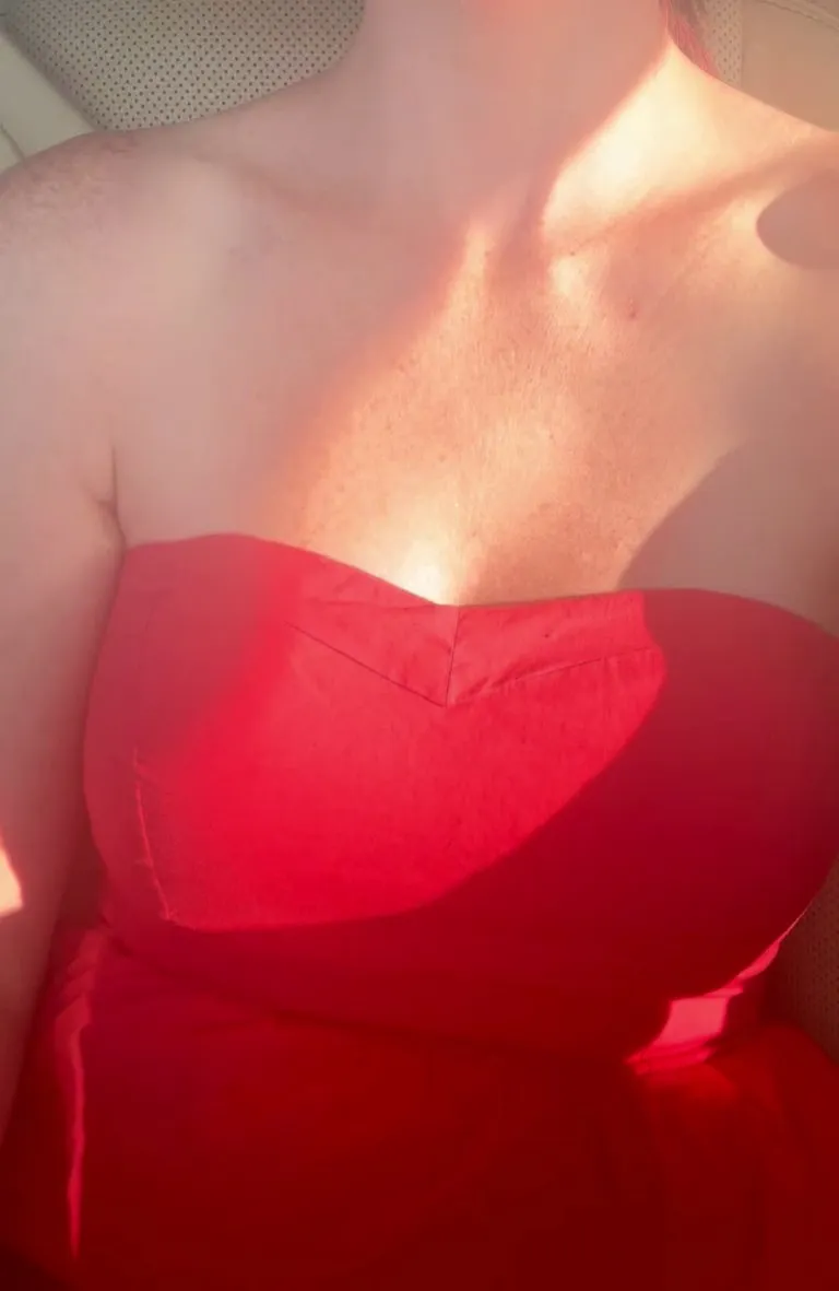 This dress really brings out my freckles 