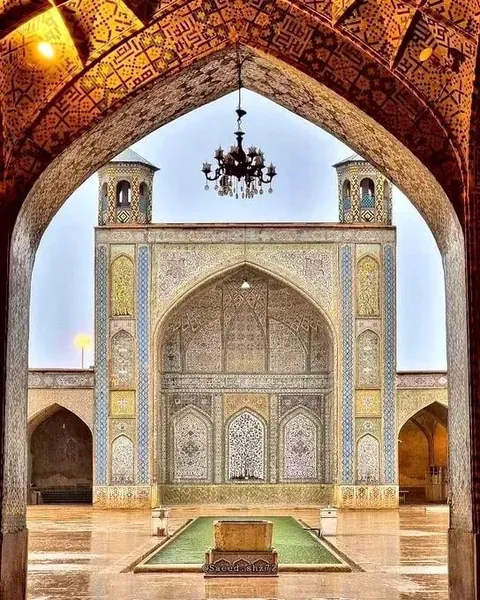 Collection of Traditional Iranian Entrances and Doorways 