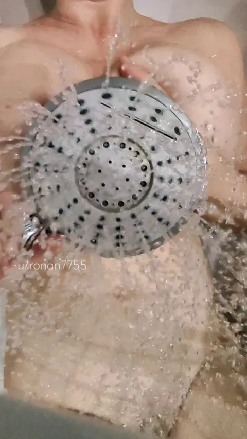 Revealing WaterWorld Tits 😉