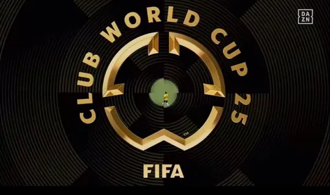 Auckland City’s Keeper saves multiple shots against Benfica in less than a minute