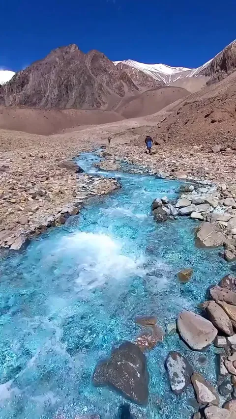 This creek flowing from a glacier in Argentina, 6,720 m above sea level.