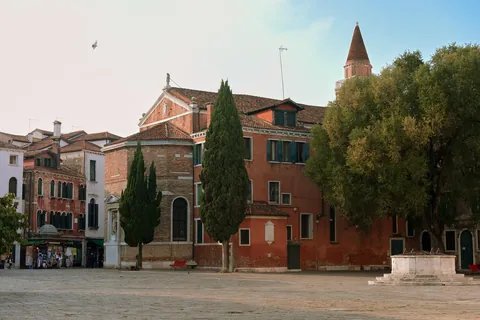 Traveled to Italy for my first time leaving the country