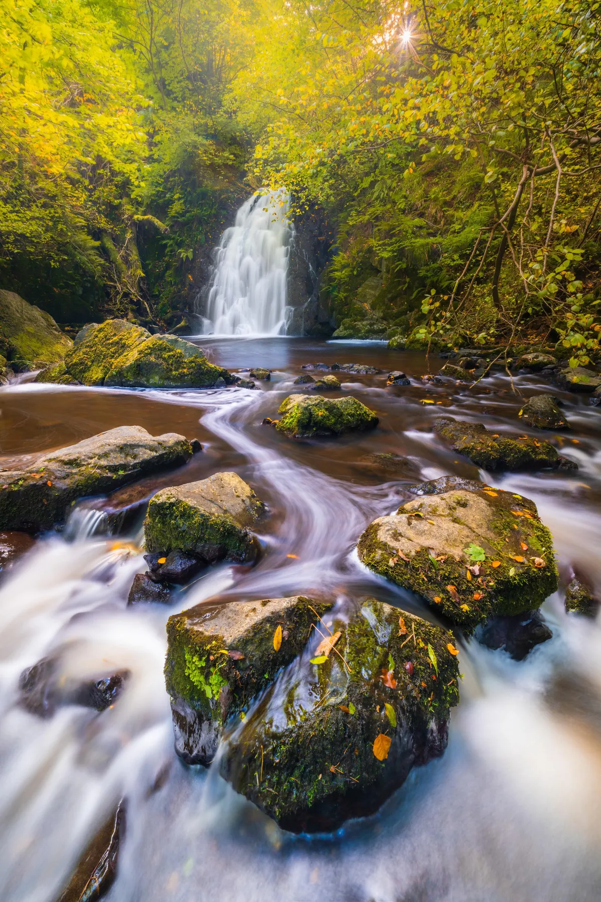 Gleno waterfall, Northern Ireland, [1998x3000] [OC]