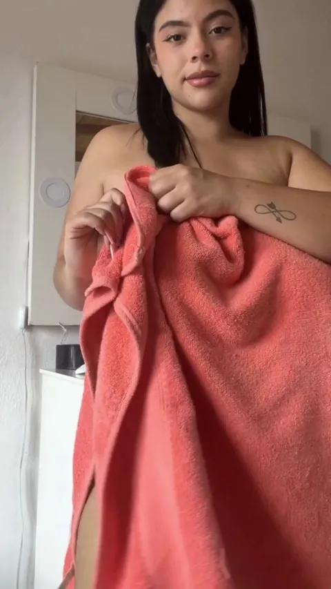 what ur college crush looks like naked :) [18F]