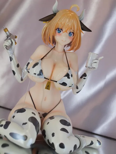 Sophia F. Shirring cow bikini