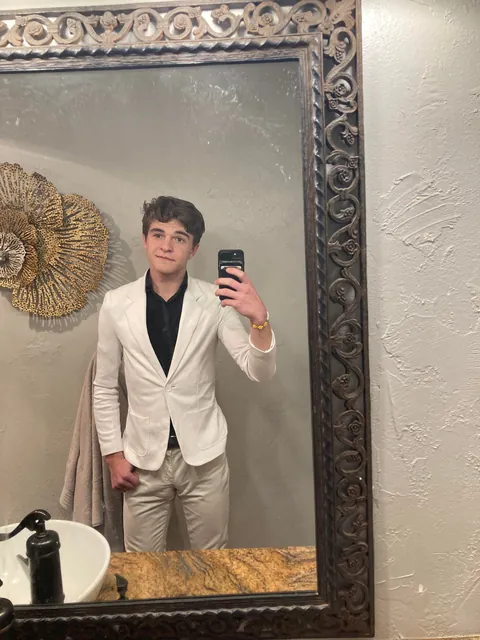 18M, My ex and I just broke up. Hit me