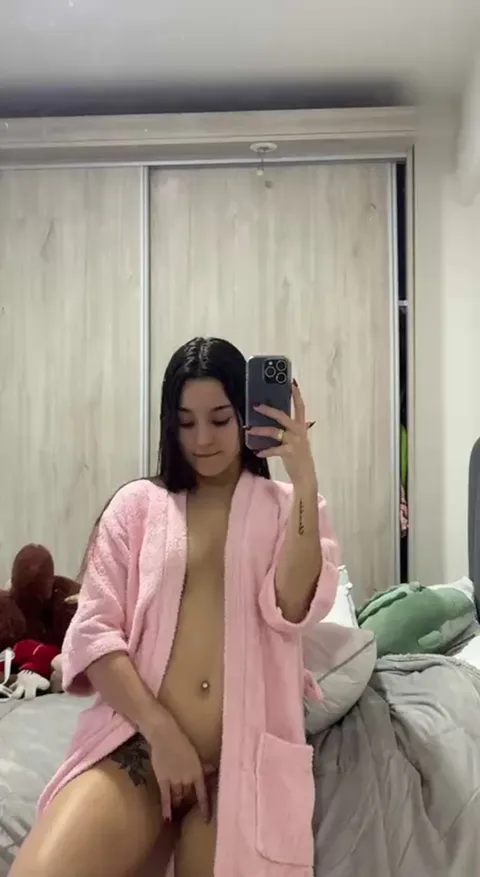 Do i look too young for u or am i just overthinking it