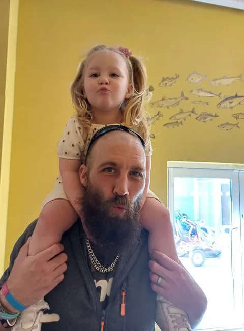 (OC) After 2yesrs of being a functioning alcoholic I'm now 6 months sober and feeling proud