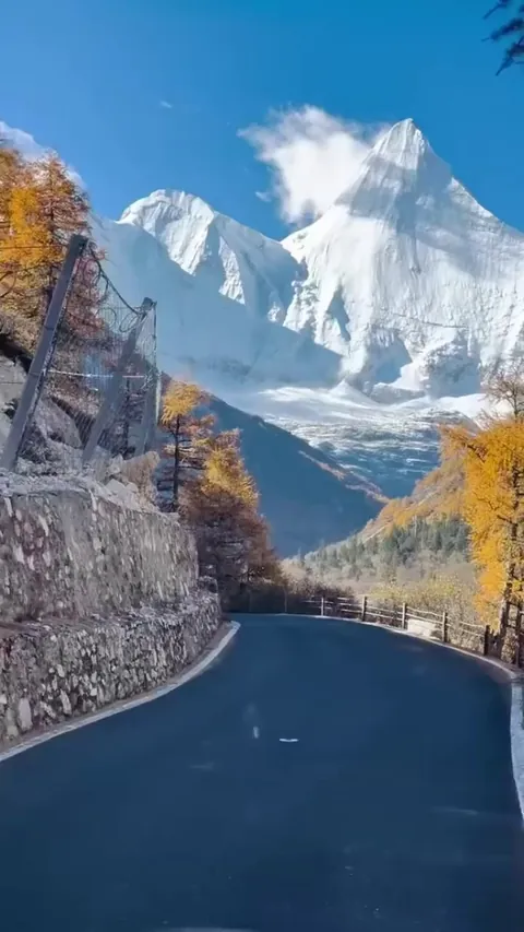 Daocheng Yading, Sichuan, China