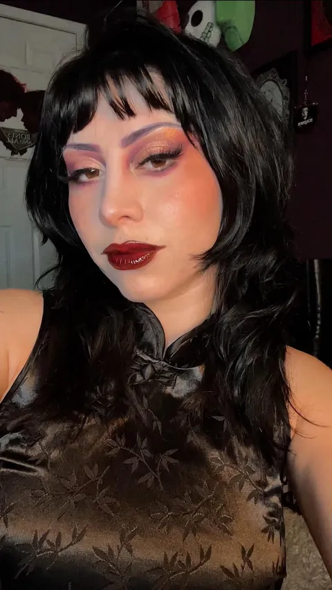 Grunge fairy/fall vibes