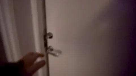 🔥 When you rent a cabin on the Norwegian Isle of Senja, this is what you see when you walk outside at night.