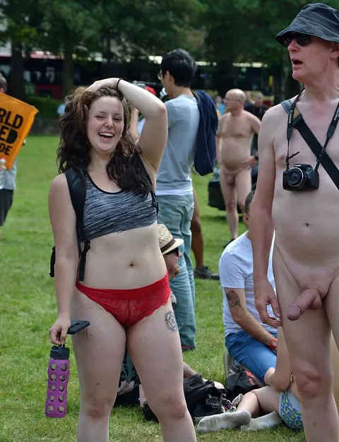 Some WNBR London public erection CFNM faves - this guy had a fun time and so did the women photographed with him!