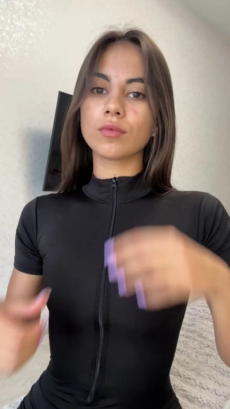 Natural titty reveal