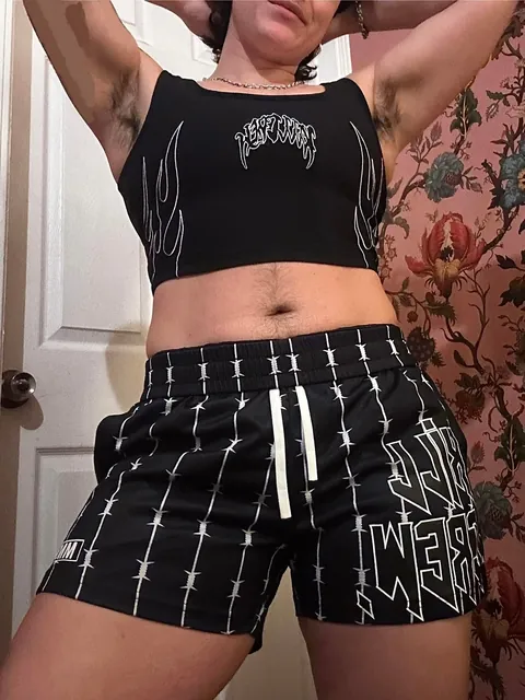 I need your help to take off my new gym fit