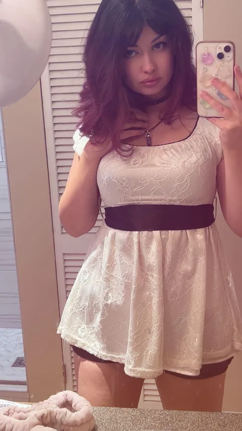 grew up ugly, glowed-up but need some humbling. tell me something i haven’t heard !! 22f :3