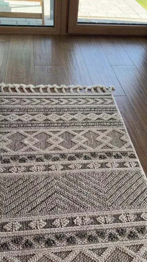 I want u to slap me hard..