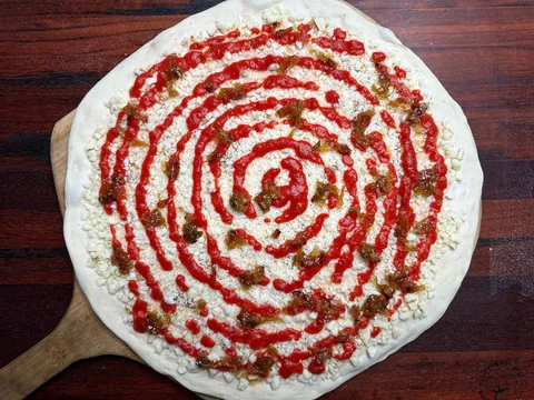 [Homemade] garlic and onion pizza