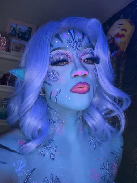 SNOWFLAKE AVATAR by Empress.Lane 🥰(me) OC