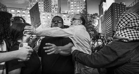 ITAP of this man slapping a female protestor at Union Square NYC