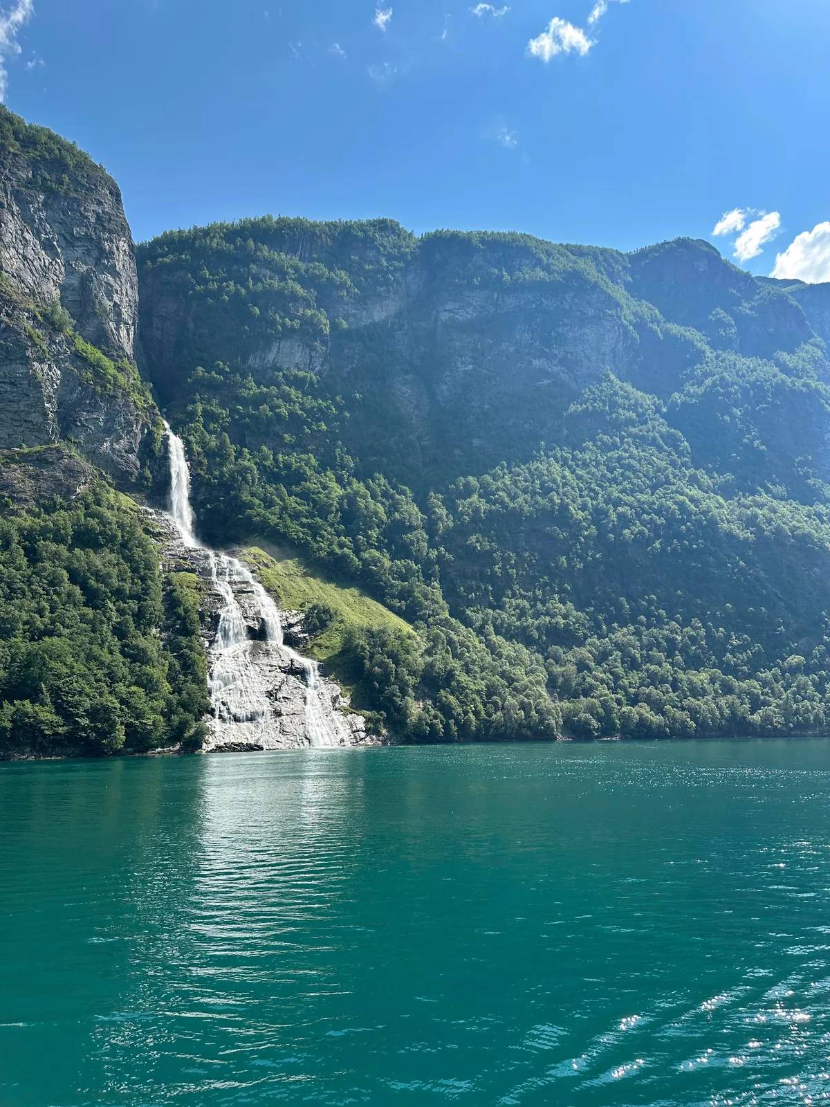 The colors of Norway (with absolutely no filters)