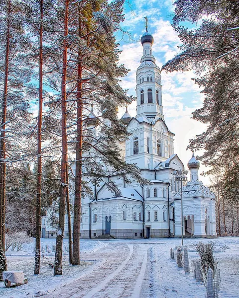 Churches and cathedrals of Saint Petersburg and its suburbs