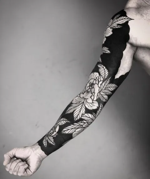 How long should a negative space sleeve take? My artists said 3 hours and I'm suspicious.