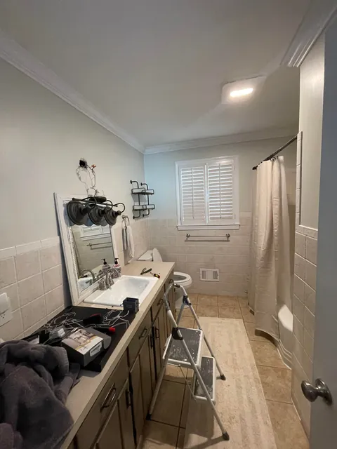 Upgraded bathroom from single to double vanity