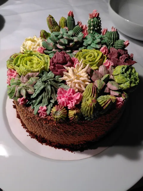 My friend made a birthday cake for me and I'm obsessed