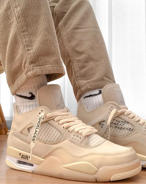 Cream &amp; Corduroy 🍦✨