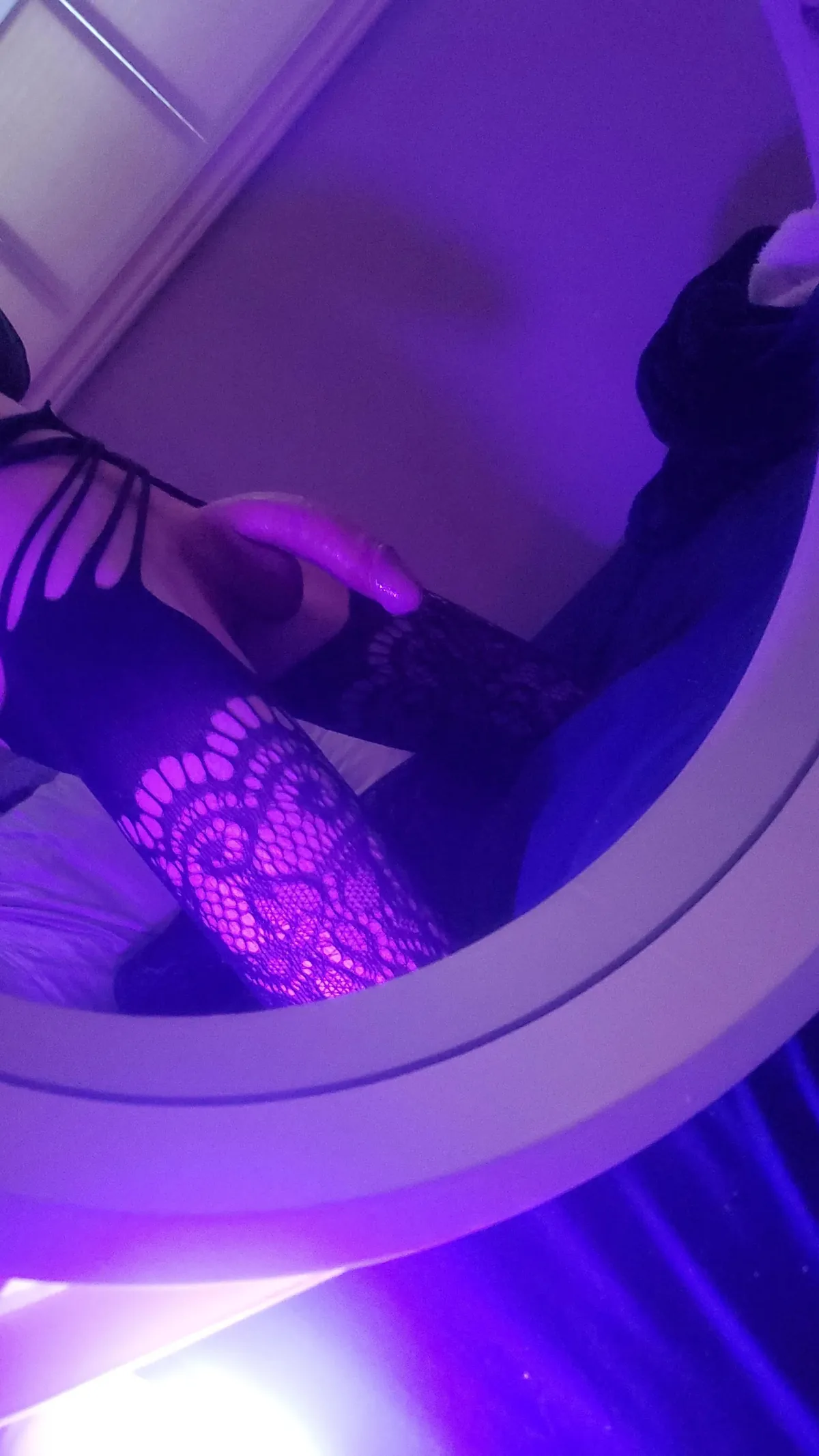 a femboy Edging album. If you cum i choose your lockscreen