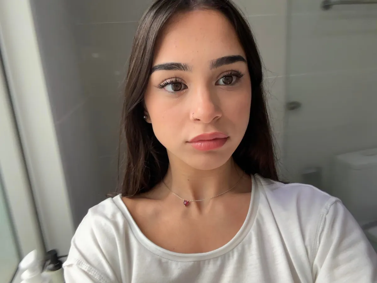 After and before i listened to everyone’s advice: no lashes, no filling in my brows (these are my natural brows, i did not fill them in.), pinkish lip liner (nyx shade ‘natural’) accentuating my cupids bow, more blush, no harsh nose contour. This will be my final post. Thank you guys for everything.