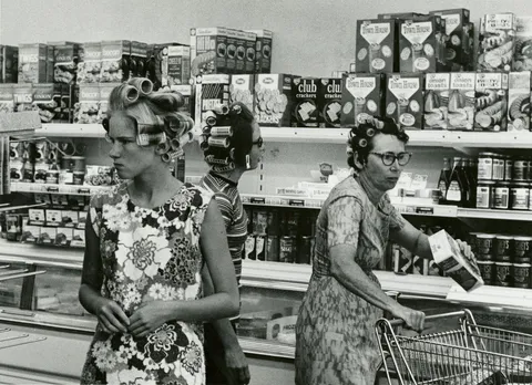Grocery shoppers; 1960s - 1970s