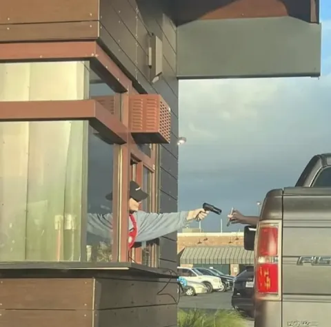 I thought something was about to go down lol