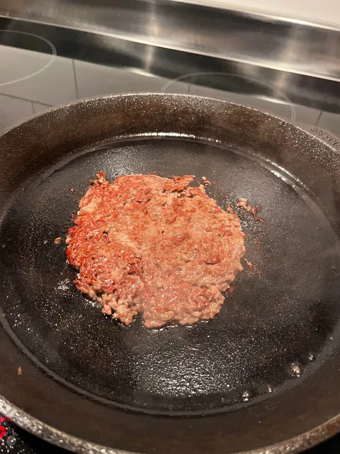 [homemade] Cheeseburger with some crushed Doritos