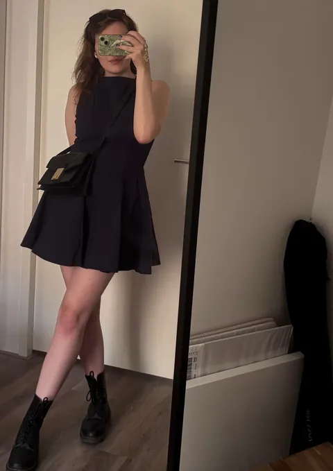 What everyone else sees VS what you all get to see 🖤 [F27]