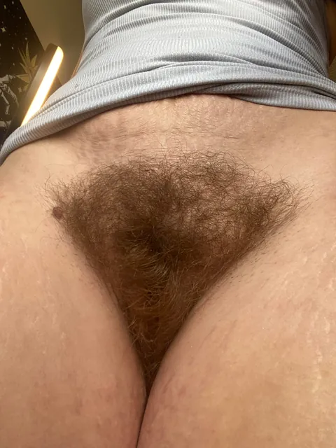 If you get a throbbing hard-on for unshaved pussy, tell me which photo is the hottest in your opinion! 🔥 1-20