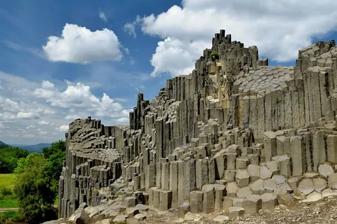 🔥 Panská skála - natural landmark of basalt rock columns in northern Bohemia, Czech Republic 🔥