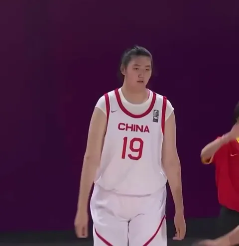 16-year-old Zhang Ziyu, the 7'5 female basketball player, barely broke a sweat during her debut for Team China
