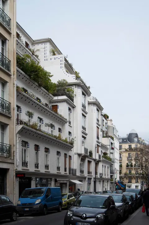 Residential building at 26 rue Vavin, Paris (1912-1914) by architects Charles Sarazin and Henri Sauvage