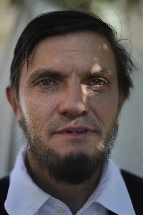 This is Ralph Lincoln, the 11th-generation cousin of Abraham Lincoln